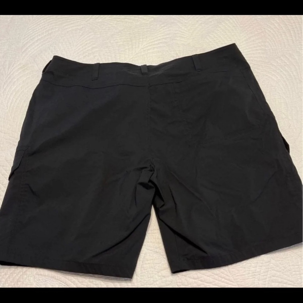 Under armour golf shorts